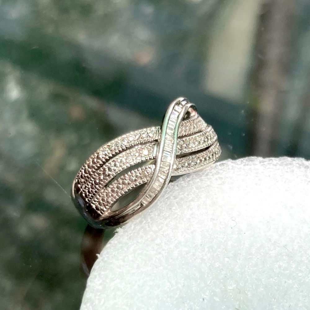 Genuine Diamond Baguette Wave over 3-band sterling wide ring sz 8